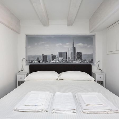 Appartamento Nest For 2 In Milan Fashion District Via S Cecilia Esterno foto